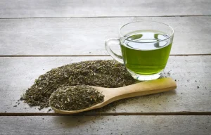 té verde para desinflamar la cara