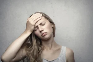 migraña en mujeres